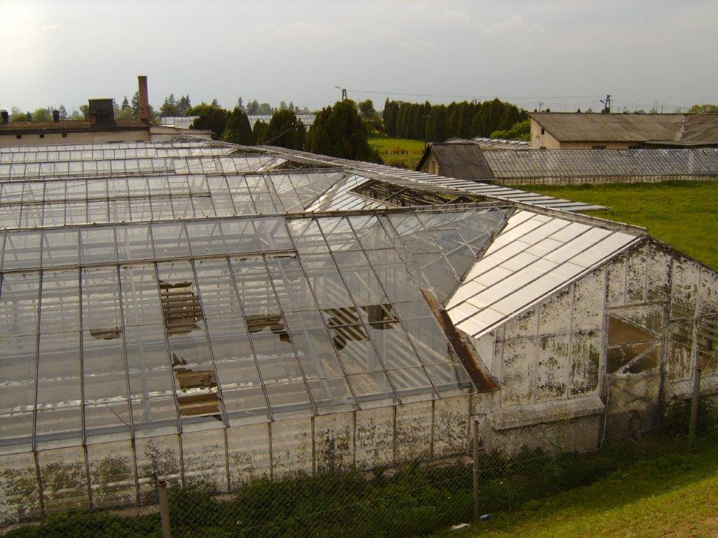 Charzewice, kompleks szklarni, 2009, Muzeum Regionalne w Stalowej Woli, fot. Kazimierz Radwan