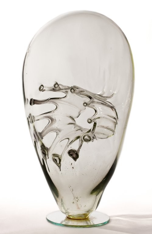 Henryk Albin Tomaszewski, forma dekoracyjna „Reflektor”, 1980, Huta Szkła „Wołomin” w Wołominie, szkło żaroodporne, ręcznie formowane, technika własna, Muzeum Narodowe we Wrocławiu, fot. Arkadiusz Podstawka
